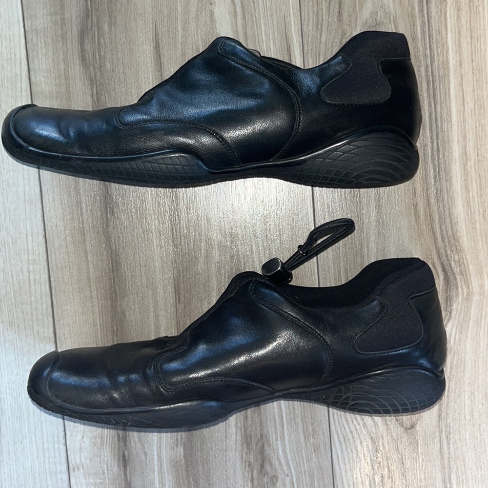 Vintage Prada Shoe *final markdown price* - Picture 9 of 12